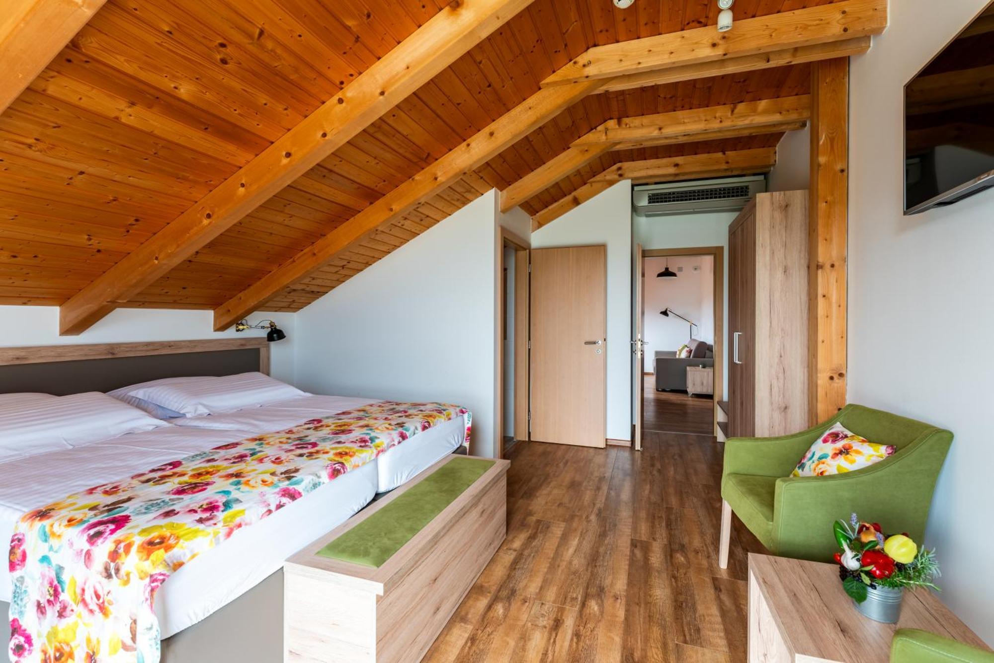 Bed&Breakfast Vinarija Coner Bjelovar Extérieur photo