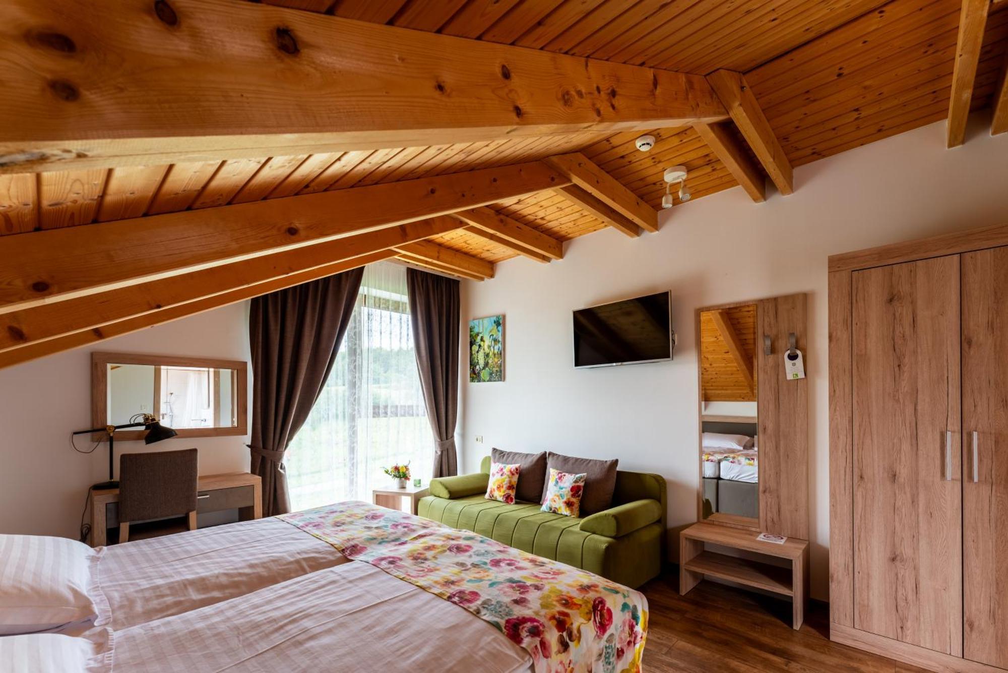 Bed&Breakfast Vinarija Coner Bjelovar Extérieur photo
